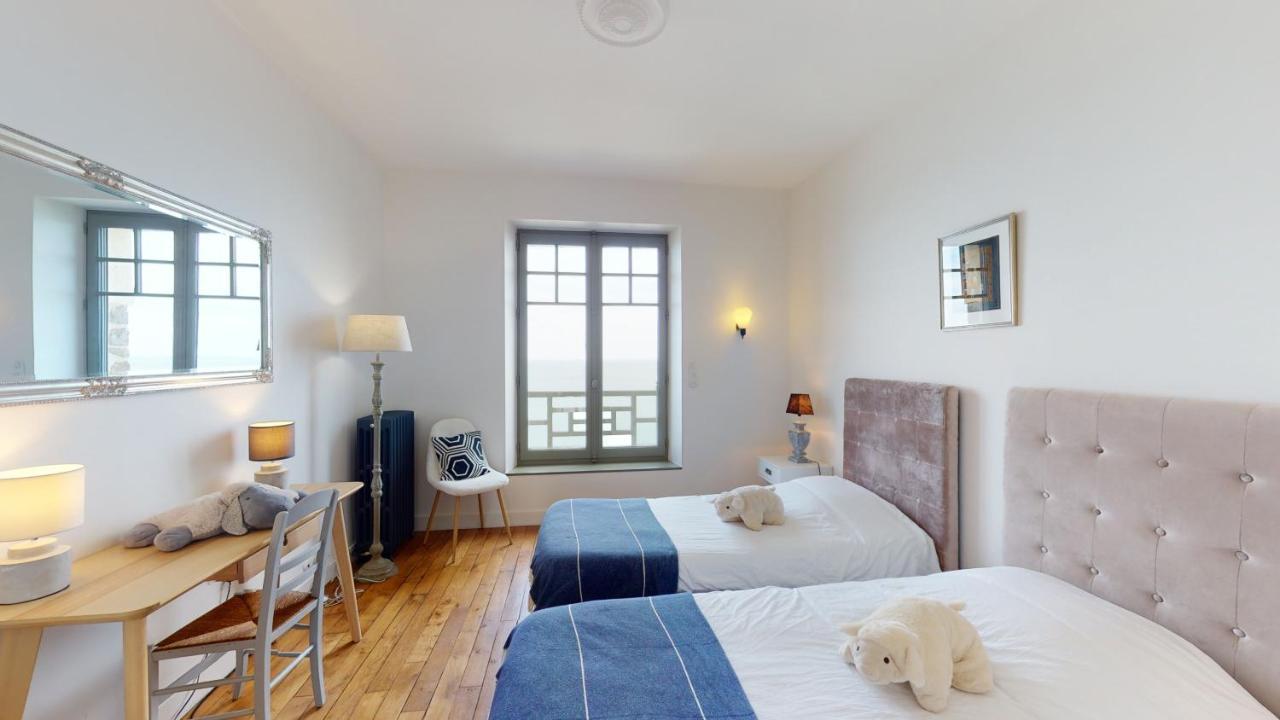 غرانفيل Les Roches Grises, Luxueuse Villa Face Mer, 4Etoiles, Spa Et Jardin Panoramique, Societe La Clef Decamp المظهر الخارجي الصورة