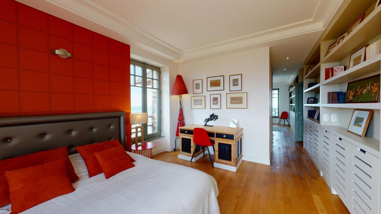 غرانفيل Les Roches Grises, Luxueuse Villa Face Mer, 4Etoiles, Spa Et Jardin Panoramique, Societe La Clef Decamp المظهر الخارجي الصورة