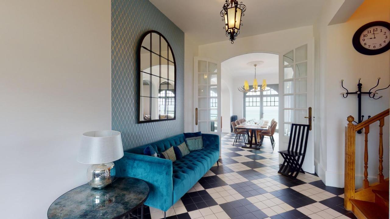 غرانفيل Les Roches Grises, Luxueuse Villa Face Mer, 4Etoiles, Spa Et Jardin Panoramique, Societe La Clef Decamp المظهر الخارجي الصورة