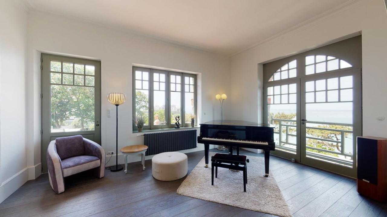 غرانفيل Les Roches Grises, Luxueuse Villa Face Mer, 4Etoiles, Spa Et Jardin Panoramique, Societe La Clef Decamp المظهر الخارجي الصورة