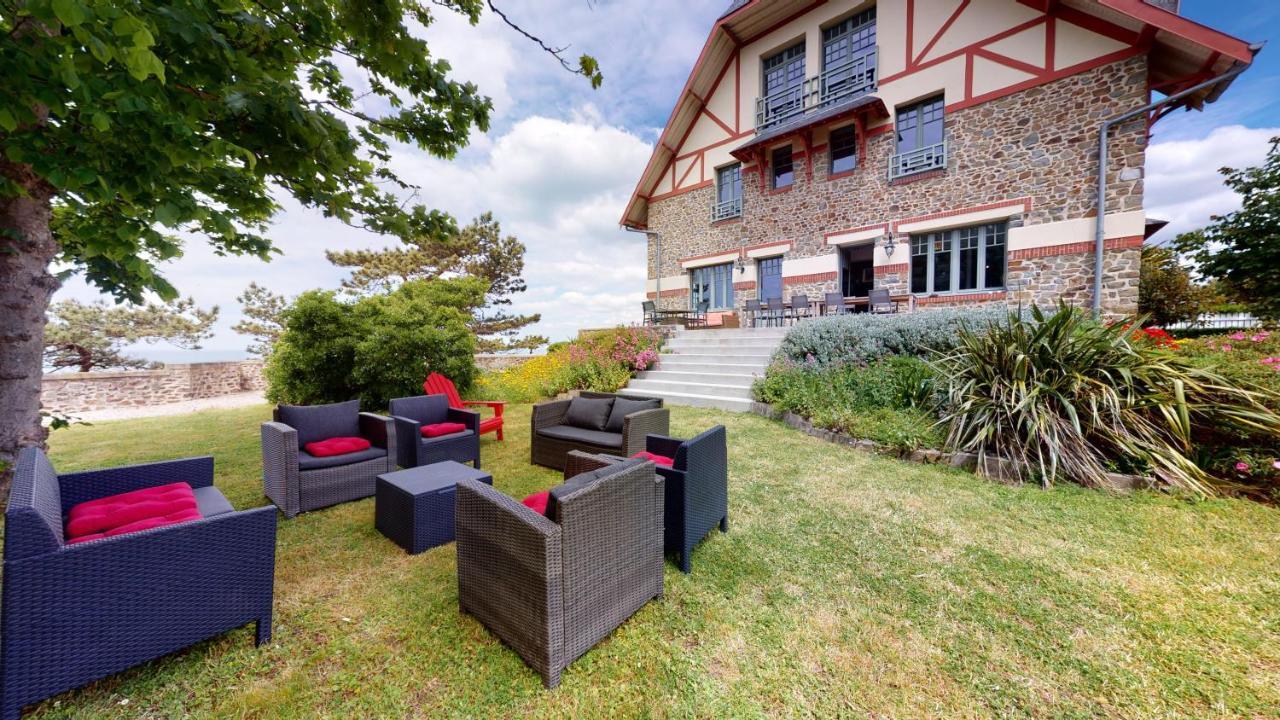 غرانفيل Les Roches Grises, Luxueuse Villa Face Mer, 4Etoiles, Spa Et Jardin Panoramique, Societe La Clef Decamp المظهر الخارجي الصورة