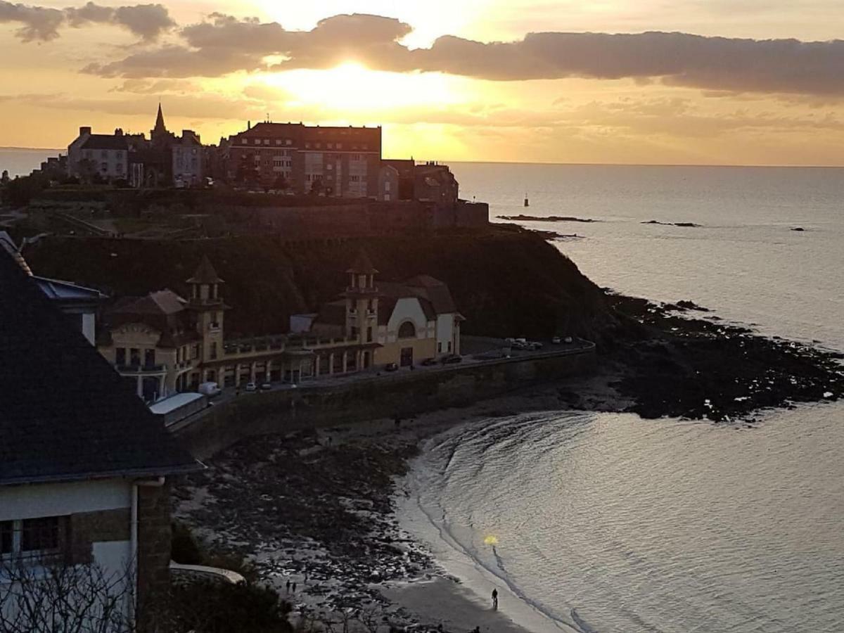غرانفيل Les Roches Grises, Luxueuse Villa Face Mer, 4Etoiles, Spa Et Jardin Panoramique, Societe La Clef Decamp المظهر الخارجي الصورة