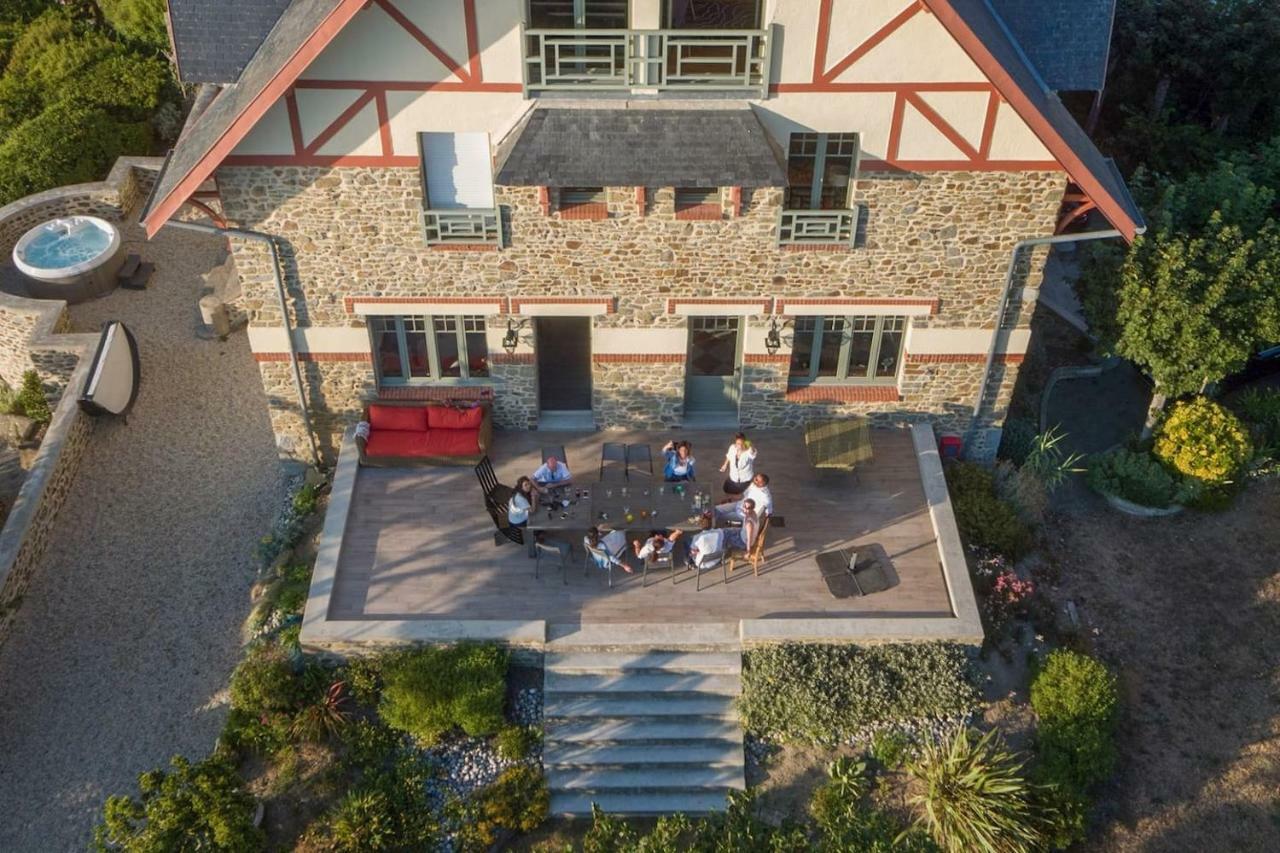 غرانفيل Les Roches Grises, Luxueuse Villa Face Mer, 4Etoiles, Spa Et Jardin Panoramique, Societe La Clef Decamp المظهر الخارجي الصورة